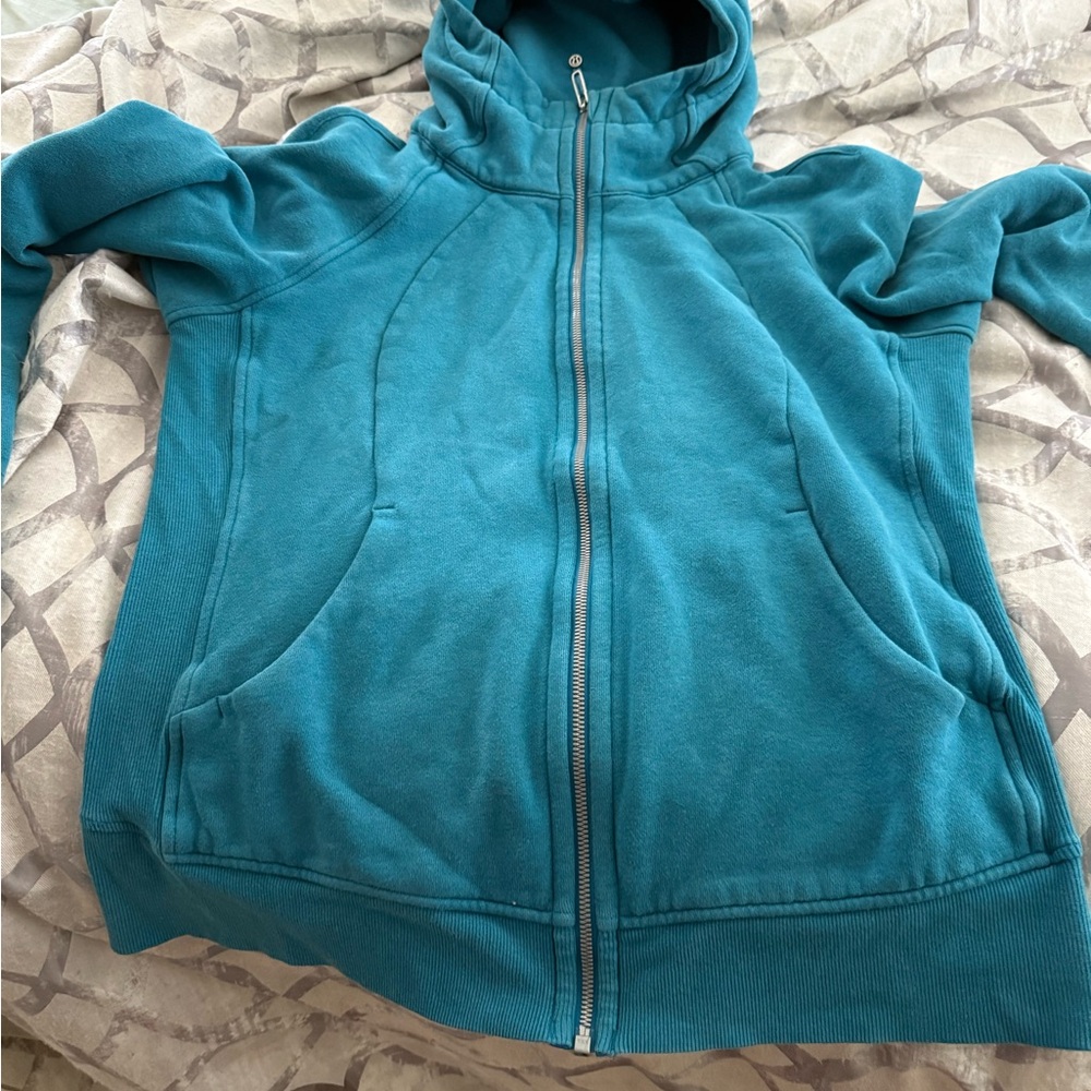 Lululemon Scuba - size 12